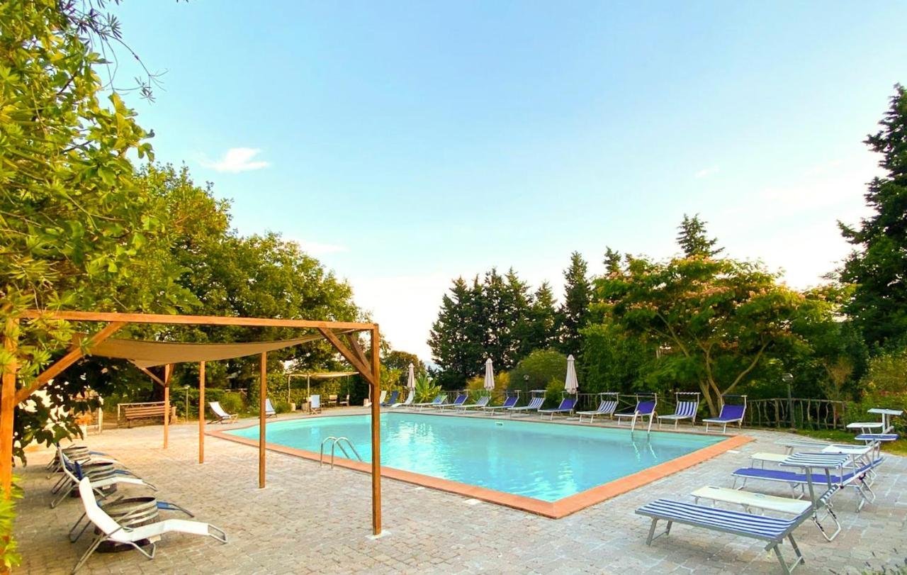 Апарт отель Agriturismo Terenzana Рипарбелла Экстерьер фото