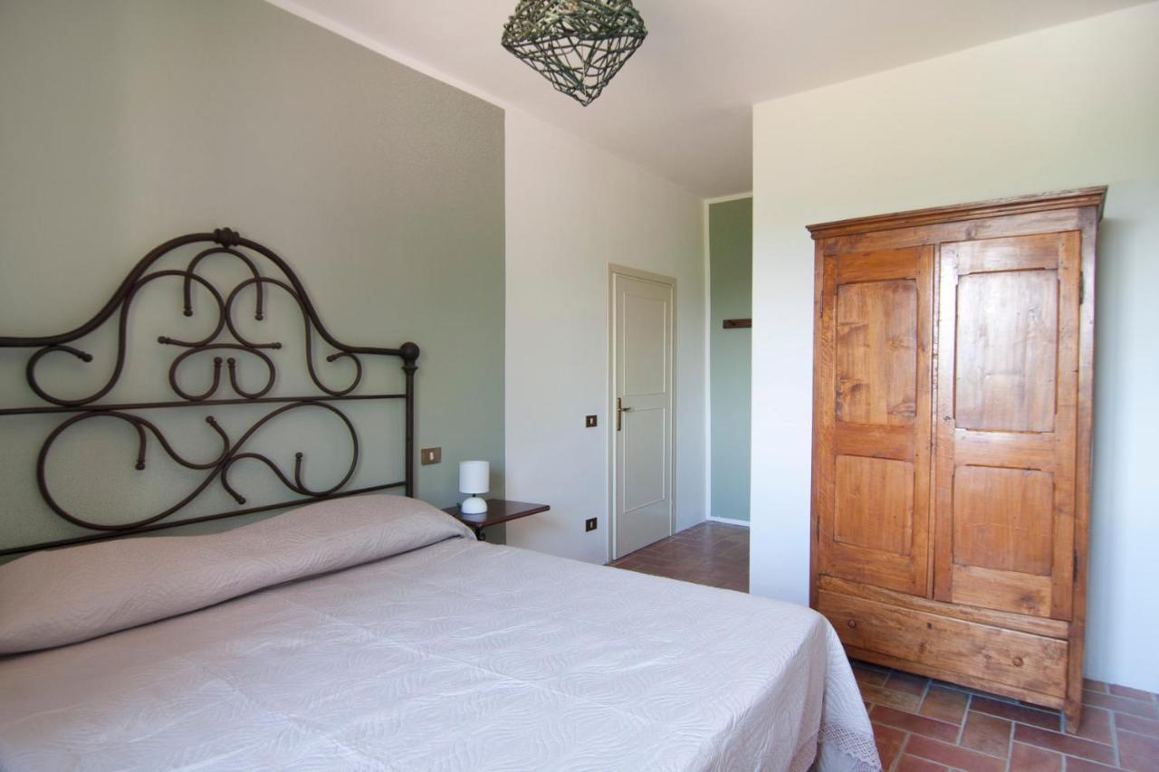 Апарт отель Agriturismo Terenzana Рипарбелла Экстерьер фото